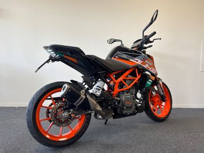 KTM 390 DUKE – foto 3