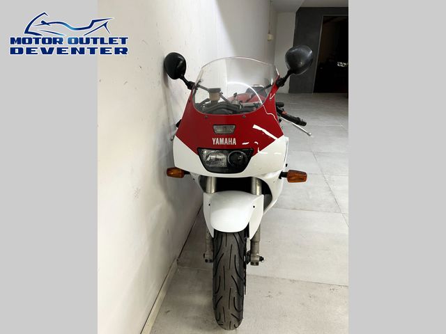 yamaha - fzr-1000