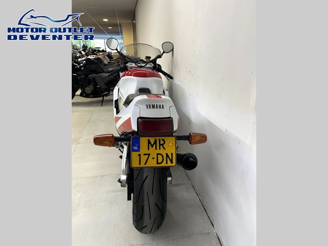 yamaha - fzr-1000