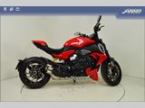 DUCATI DIAVEL V4