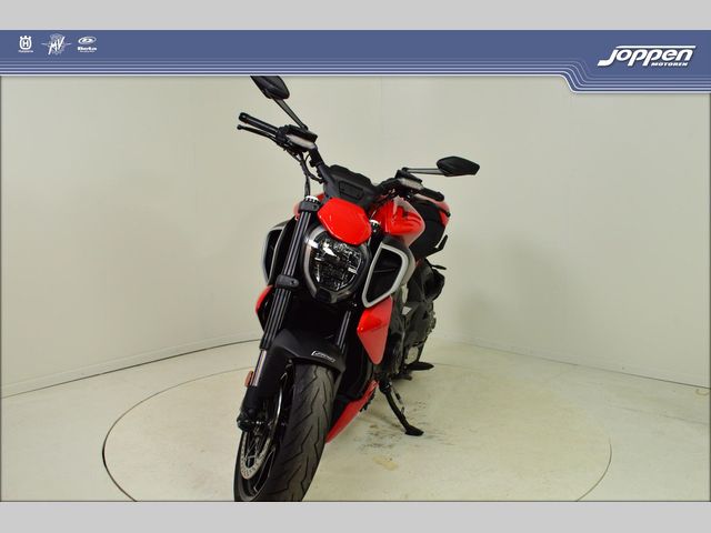 ducati - diavel-v4