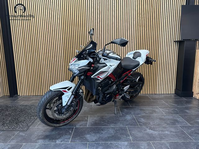 kawasaki - z900-performance