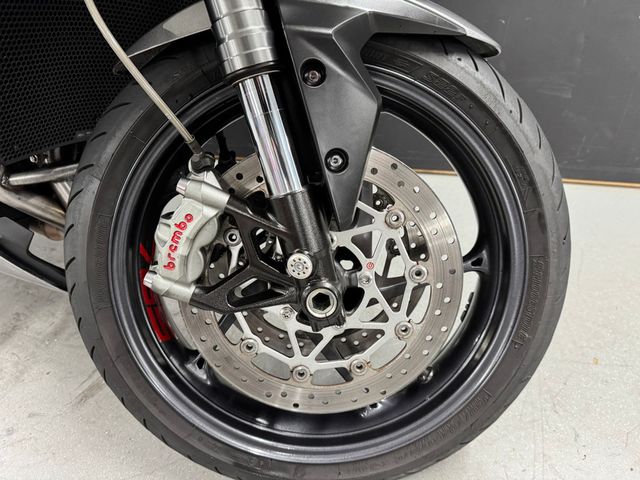 triumph - street-triple-rs