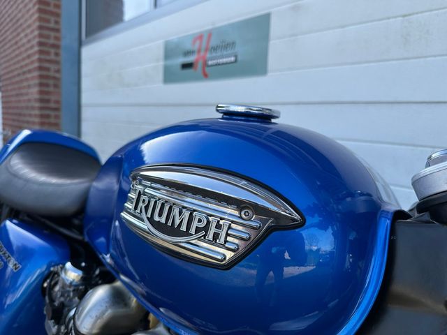 triumph - thruxton-900