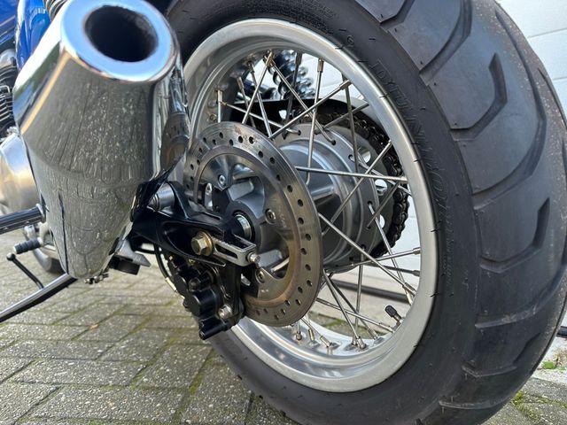 triumph - thruxton-900