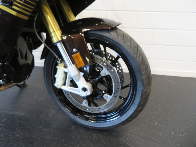 bmw - r-1250-rs