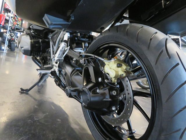 bmw - r-1250-rs
