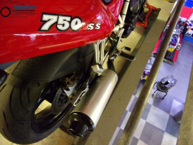 ducati - 750-ss