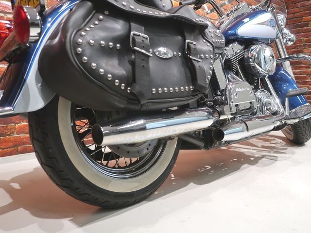 harley-davidson - heritage-softail-classic-flstc