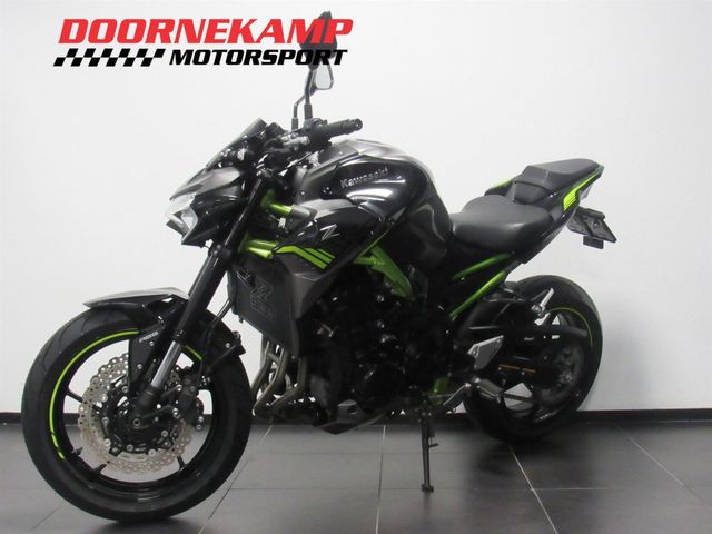 kawasaki - z900