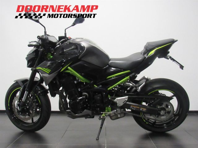 kawasaki - z900