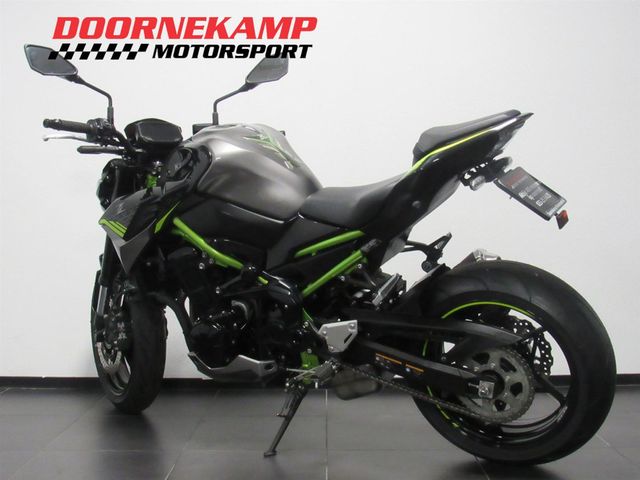 kawasaki - z900
