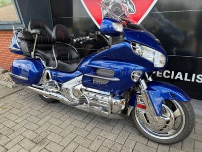 HONDA GL 1800 GOLDWING TOURING DELUXE – foto 3