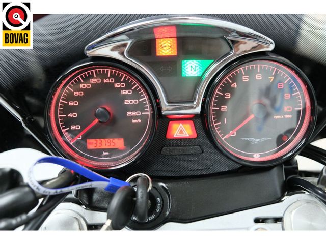 moto-guzzi - breva-750