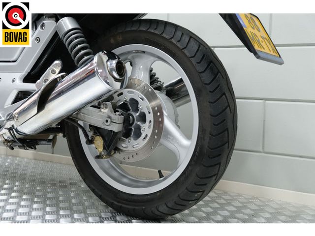 moto-guzzi - breva-750