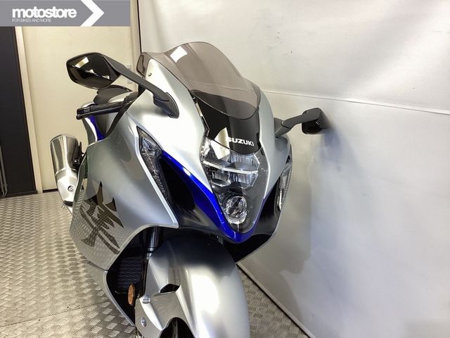 suzuki - gsx-r-1300-hayabusa