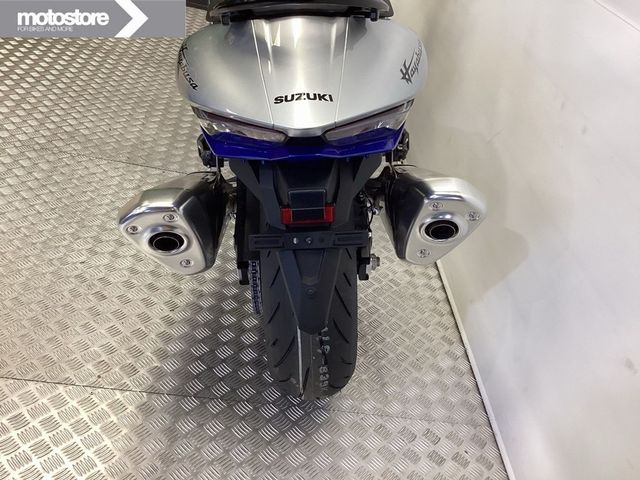 suzuki - gsx-r-1300-hayabusa