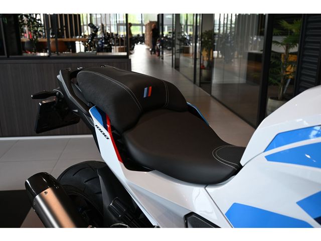 bmw - m-1000-xr