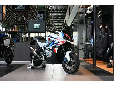 BMW M 1000 XR – foto 3