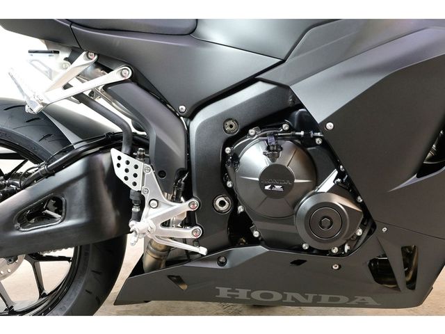 honda - cbr-600-rr