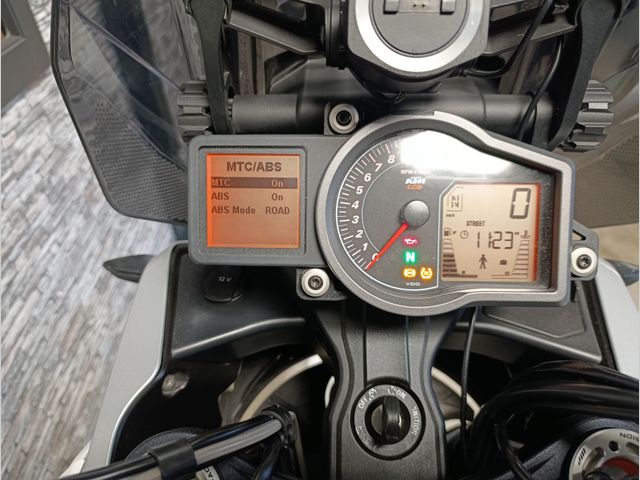 ktm - 1290-super-adventure