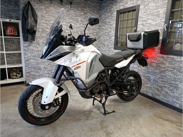 ktm - 1290-super-adventure