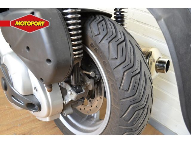 aprilia - scarabeo-500