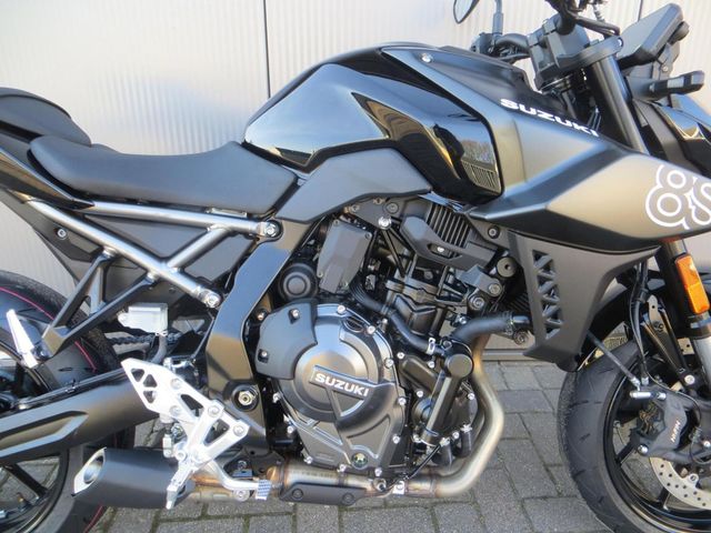 suzuki - gsx-8s