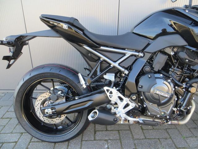 suzuki - gsx-8s