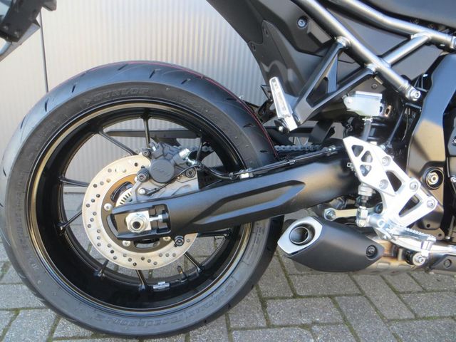 suzuki - gsx-8s