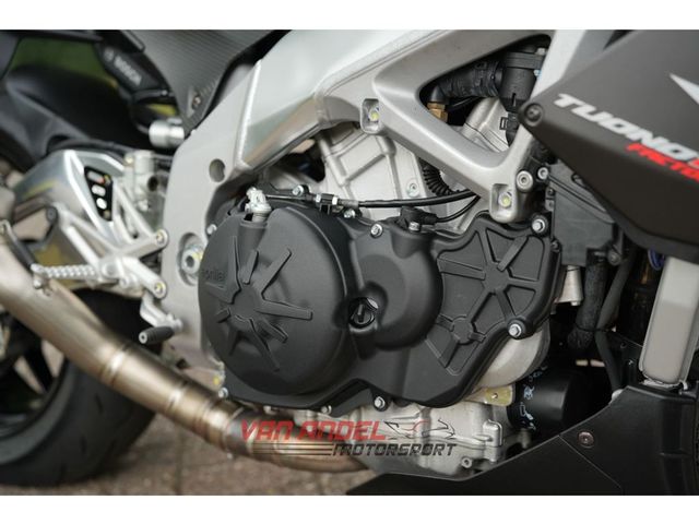aprilia - tuono-v4-factory