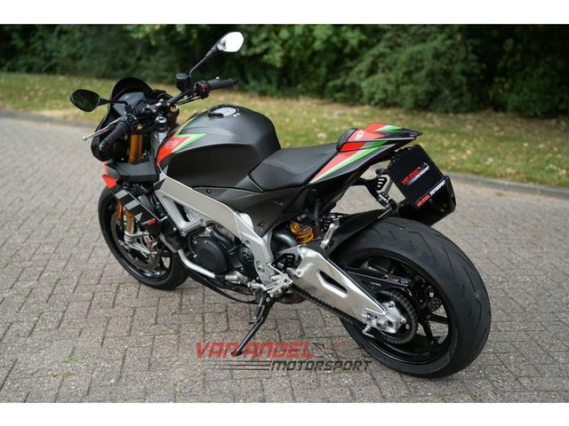 aprilia - tuono-v4-factory