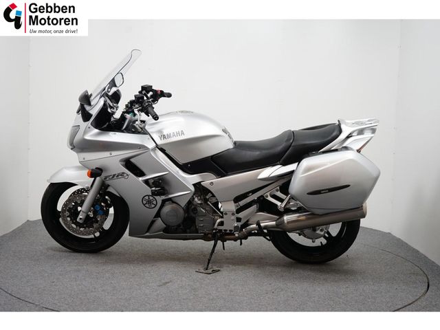 yamaha - fjr-1300