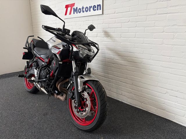 kawasaki - z650