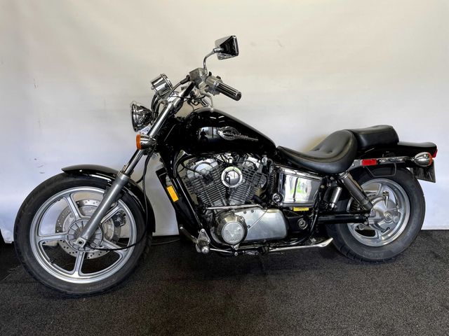 honda - vt-1100-c-shadow