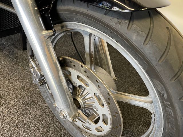 honda - vt-1100-c-shadow