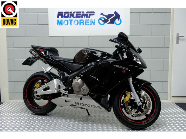 honda - cbr-600-rr