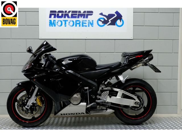 honda - cbr-600-rr