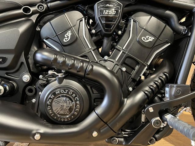indian - scout-bobber-limited-tech