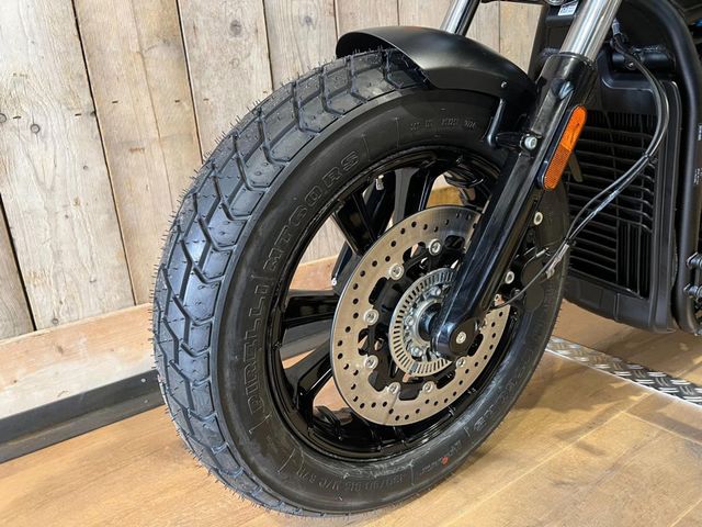 indian - scout-bobber-limited-tech