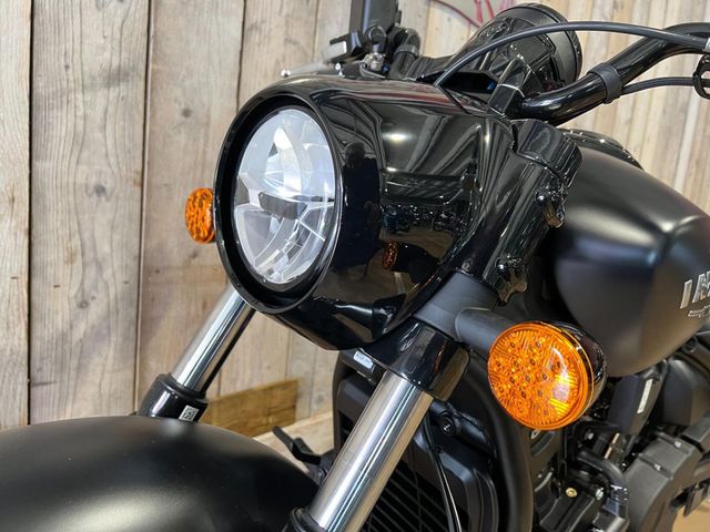 indian - scout-bobber-limited-tech