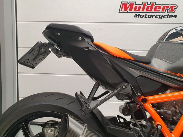 ktm - 1290-super-duke-r