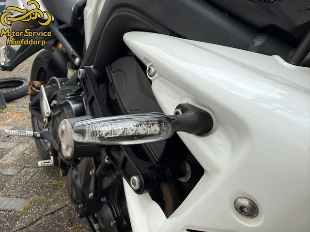triumph - street-triple-r