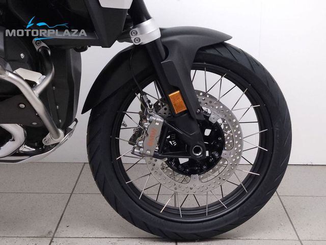 bmw - r-1300-gs-adventure