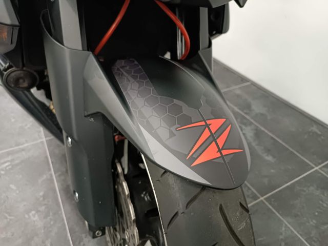 kawasaki - z1000