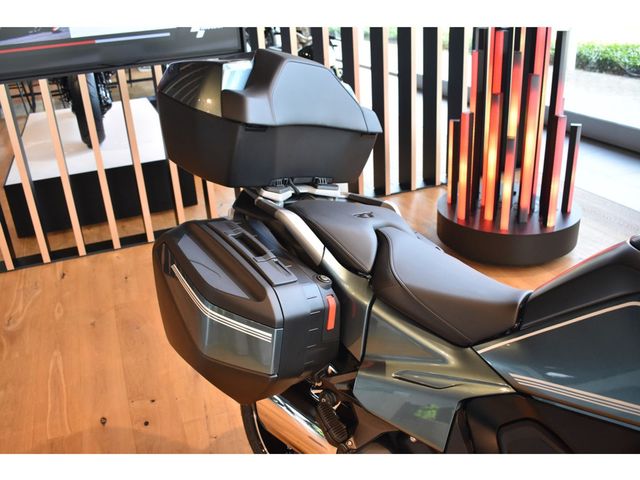 bmw - r-1300-rt