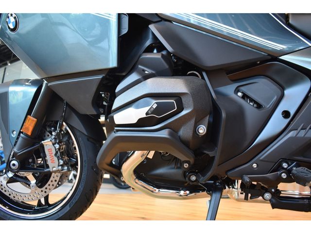 bmw - r-1300-rt