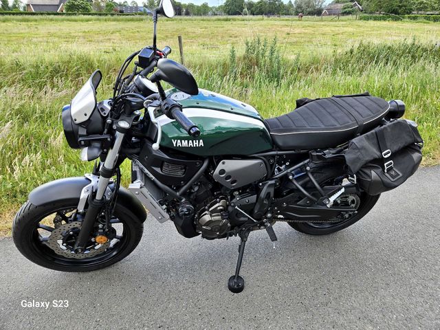 yamaha - xsr-700-abs