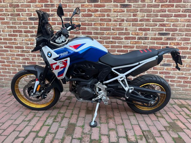 bmw - f-900-gs