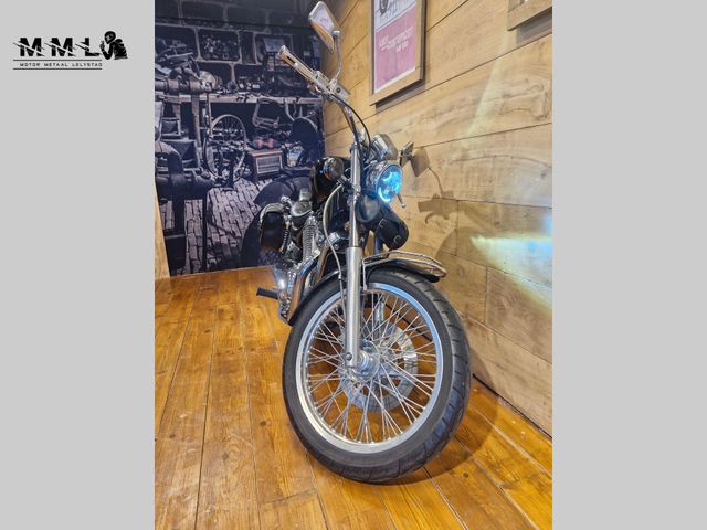 suzuki - vs-700-intruder
